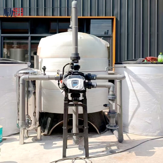 20-25T/H(每小時(shí)出水20-25噸)全自動(dòng)軟水器
